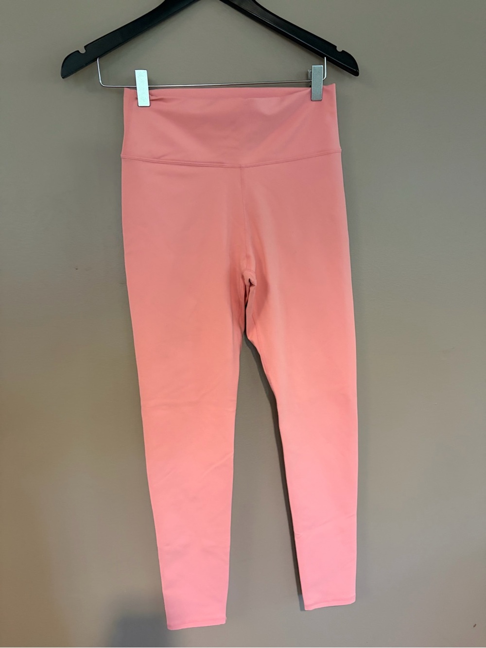 Fabletics Pink Powerhold Leggings